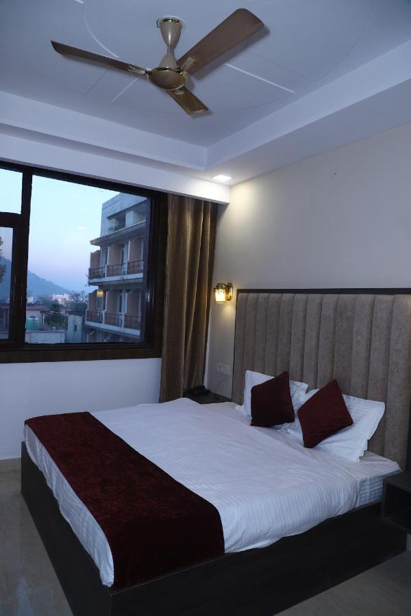 The Divine Oak Hotel Katra  Exterior foto